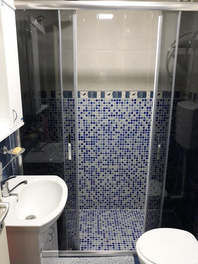 Apartment Azzuro 2 Novi Sad Buitenkant foto